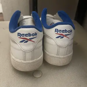 Product Review of SneakERASERS️ Instant Shoe Cleaner: 10 Pack from A**n