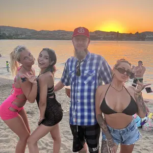 Product Review of The Krak'in 2.0 - Innovative Shotgun Tool with Built-in Funnel from D**d B**r ** H**