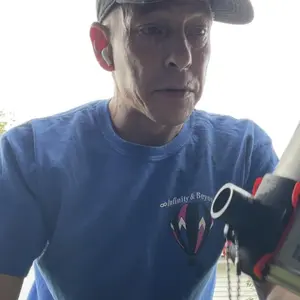 Product Review of The Krak'in 2.0 - Innovative Shotgun Tool with Built-in Funnel from F**w