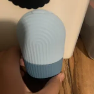 Product Review of Ice Face Roller, DIY Face Massage Roller, Facial Ice Roller for Face, Eyes & Joints, Ice Compress Skin Care Tool for Women & Men, Facial Care Tools from E**𖣂