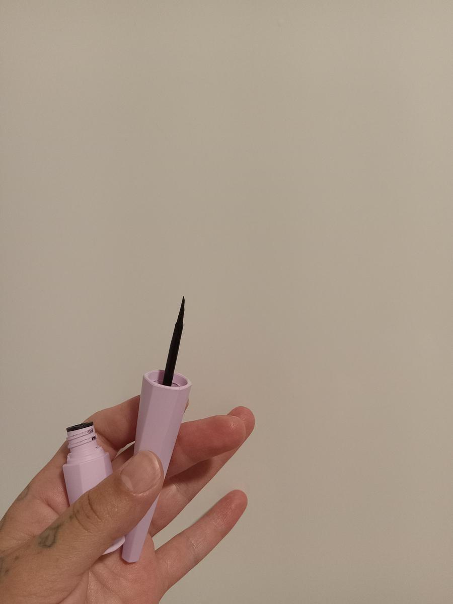 Item: Felt Tip Brush - Blackest Black