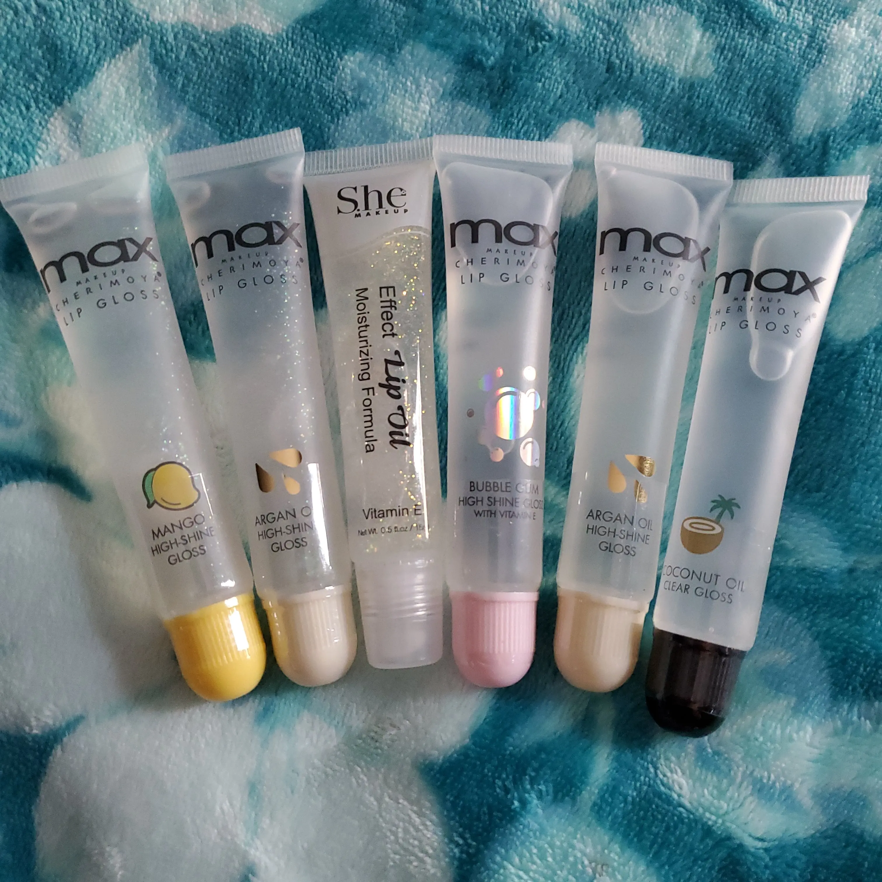 1 Clear lipgloss 1 Clear lipgloss