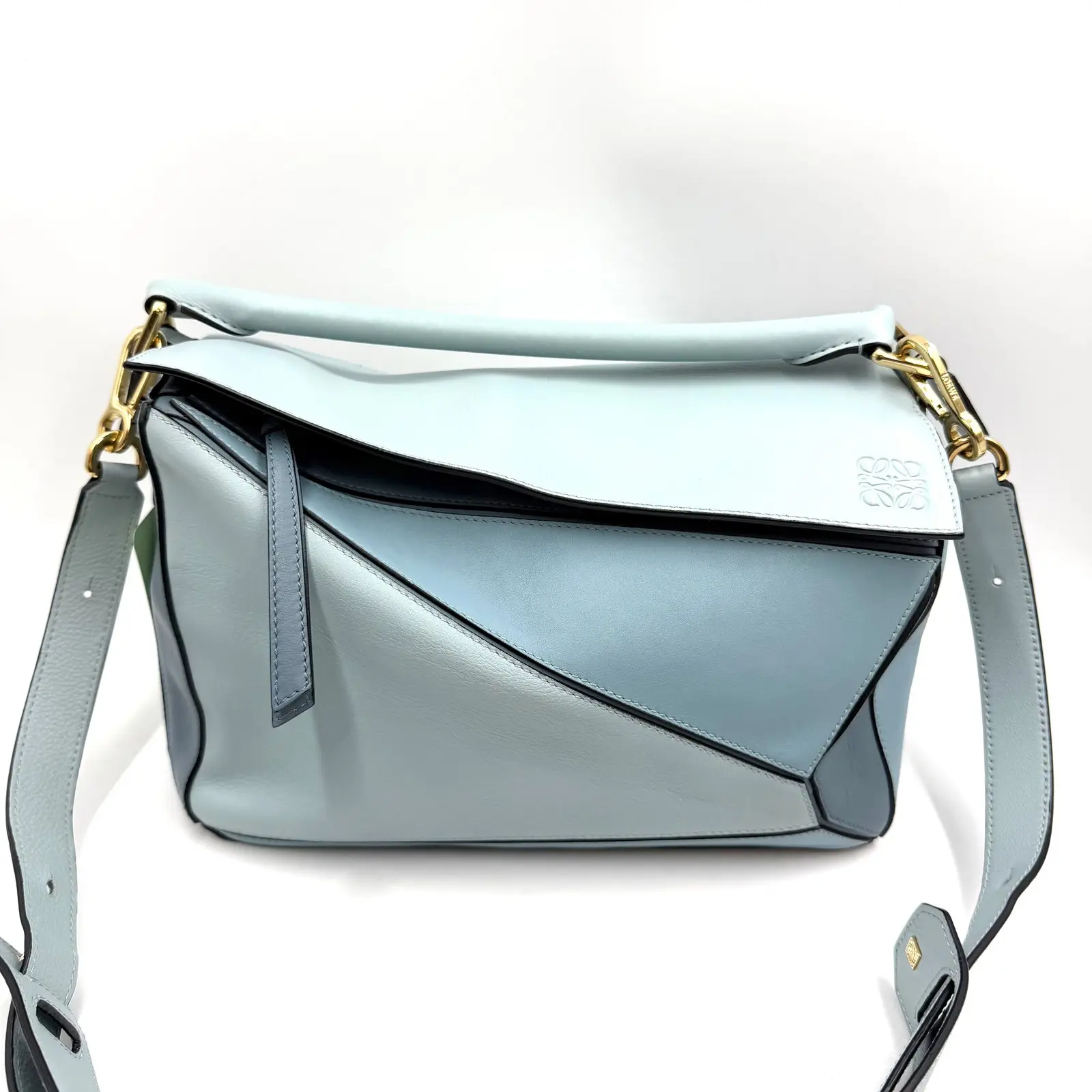 Pre-owned Loewe AS SHOWN Clutches & Wristlets HZ 3697 Puzzle bag 26.04.24
