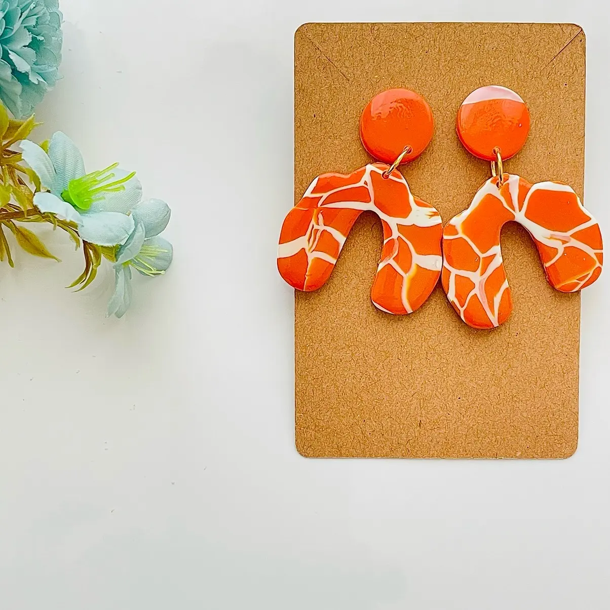 Giraffe Pattern Arch Design