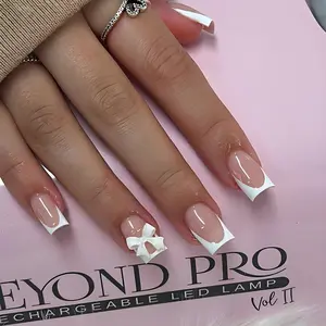 24pcs Short Square French Press-On Nail Set with White French Tips and Bow Design, Glossy Finish, Includes Tools, Suitable for Women's Parties, Dances, Daily Wear, Casual Occasions, and Festive Events, Removable and Reusable European Glitter Diamond Fake