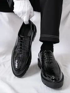 Men's Business Formal Crocodile Pattern High-End Closed Pointed Toe Chunky Heel Platform Flatform Shoes, Leather Dress Shoes for Nightclubs, Runway Shows and Office