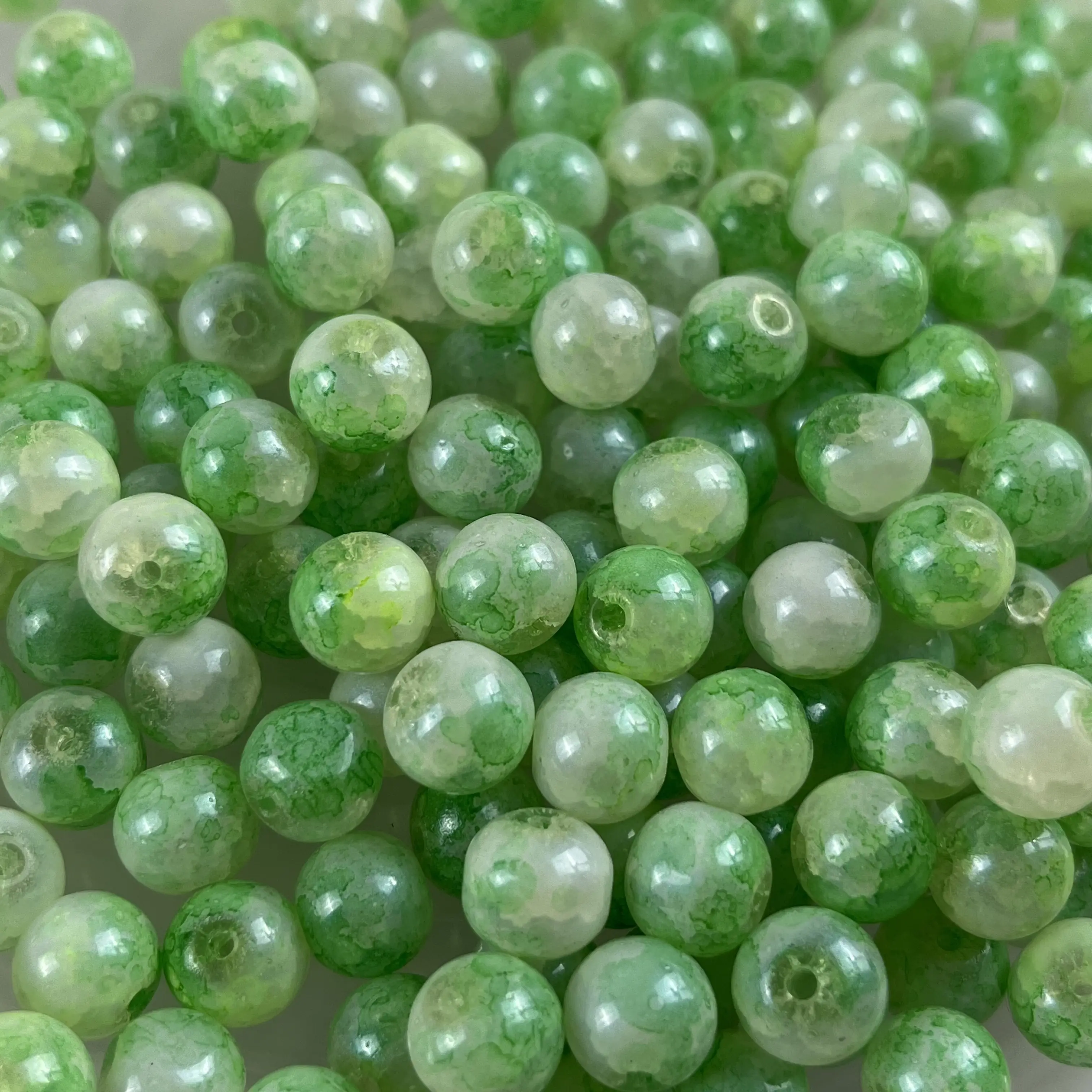 [G22]10mm green-white crackle bead 40ml