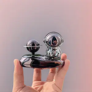 Solar-Powered Car Perfume Diffuser, Astronaut-Inspired Car Interior Accessory for Men