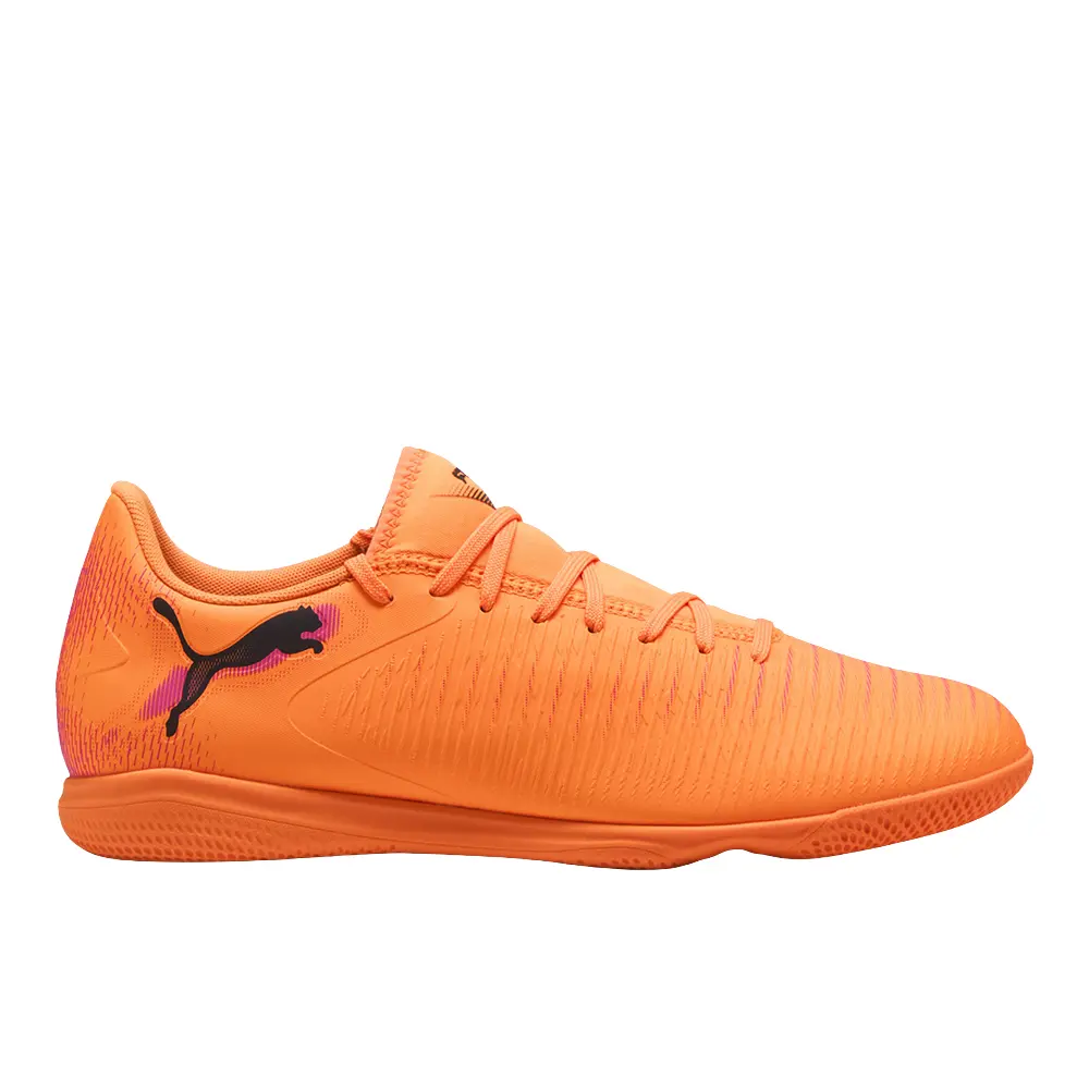PUMA Mens Future 8 Play Indoor Soccer Cleats - Orange PUMA Mens Future 8 Play Indoor Soccer Cleats - Orange