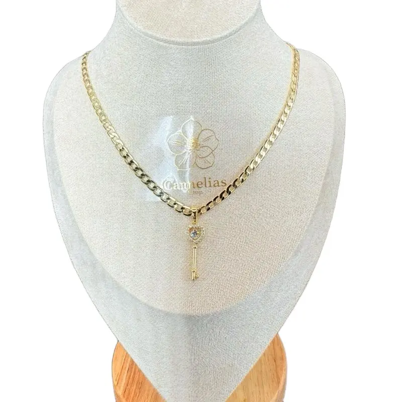Camelias Cuban Chain 20 Inches Long 3 MM Wide Gold-Tone Necklace with Key Pendant cod 7023