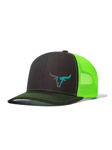 Unisex Snapback Baseball Cap with Bull Head Design, Casual Fitted Mesh Hat for Men & Women, All-Season Adjustable Trucker Dad Caps