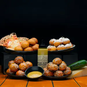 Hot Box Pretzels Savory Pack + Sauce | 4 Bags Soft Pretzel Bites +8oz Signature Sauce | Pretzel Salt, Jalapeno Queso, Everything Bagel, Parmesan Pizza 8-30g Flavor Packets | 4 8oz Bags +4 Seasoning Packets(8-30g) | Clean Ingredients, No Artificial Flavors