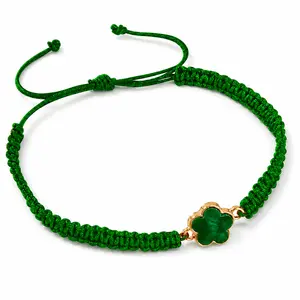 Lucky Five Leaf Clover Wish Bracelet for Women Teen Girls Emerald Green Adjustable Hand Woven String Bracelet Extra Fortune Blessing Jewelry Gift with Card