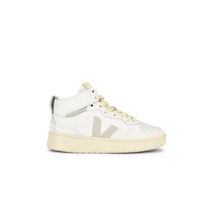 Veja V-95 Sneaker in Extra White & Natural