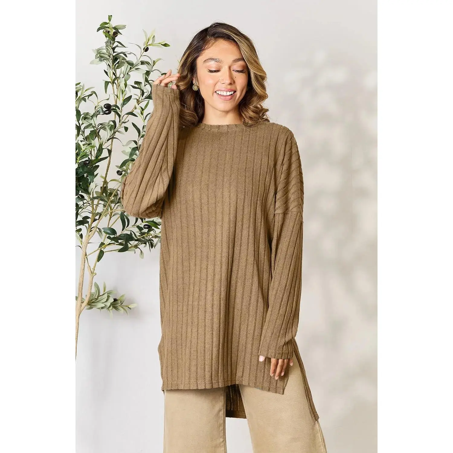 Women's Basic Casual Ribbed Long Sleeve Polyester-Elastane Knit Top Pullover - Round Neck, Soft Fabric, Side Slits, High-Low Hem, Pair with Wide Leg Bottoms