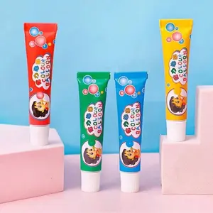 Magic Bubble Gum Toy, Blow Colorful Bubbles, Plastic Balloons Won't Burst, Safe Gift for Kids, Classic Magic Prop, Childhood Nostalgia, Handheld Bubble Maker