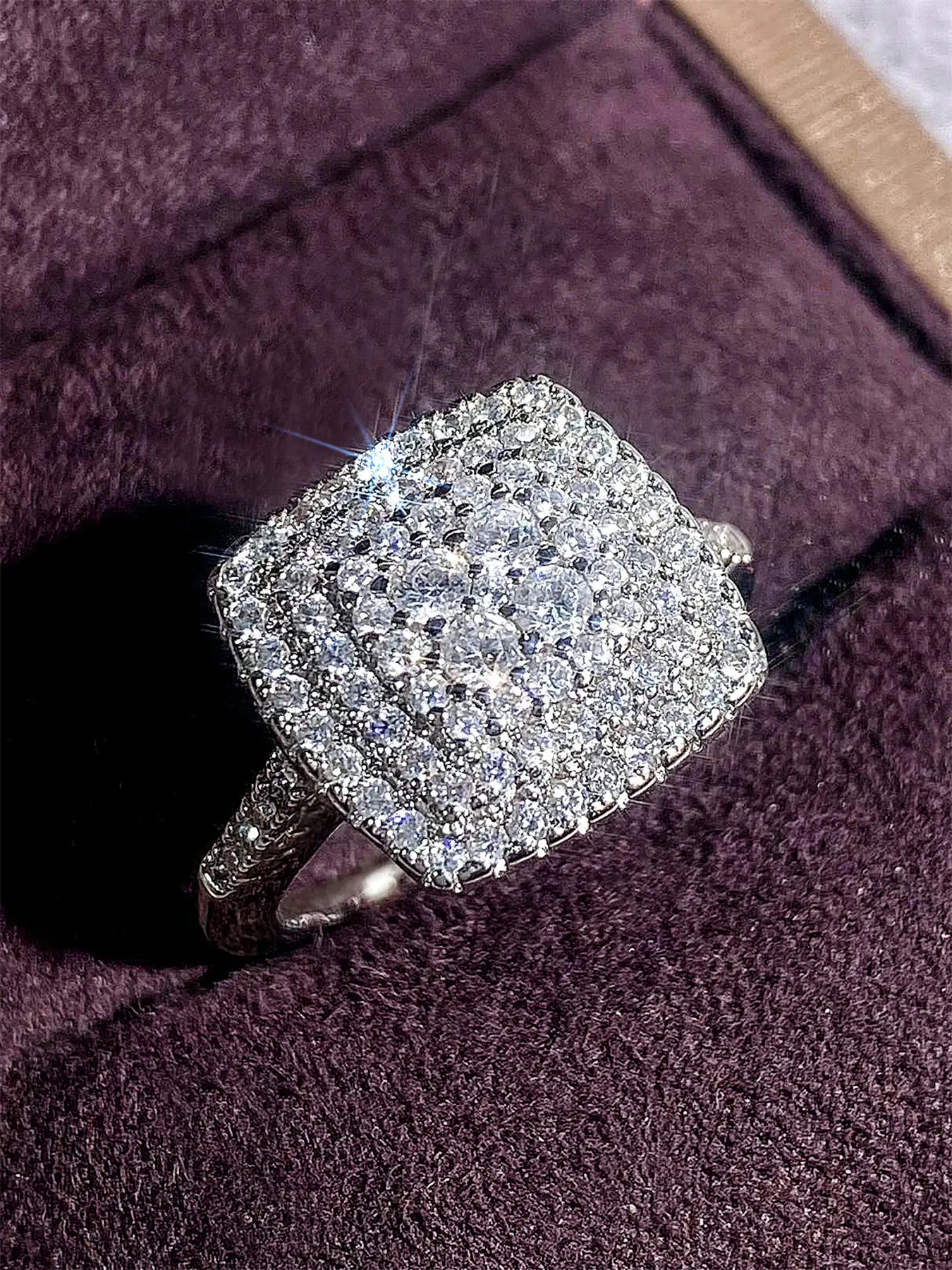 Women's Elegant Artificial Zircon Ring, Copper Zirconia, Wedding Engagement Anniversary Party Accessory Gift, Fashion Jewelry for All Seasons, Cubic Zirconia Rings, Beautiful Rings