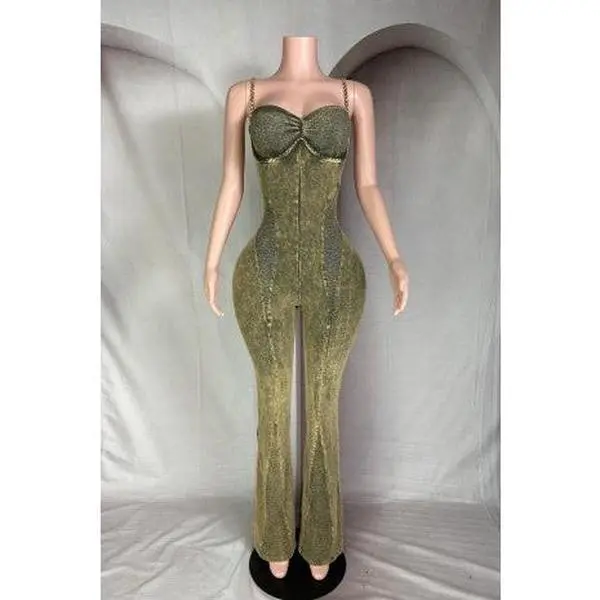 Mineral Wash Braid Sweetheart Jumpsuit ✨ Key Features: 	•	Elegant one-piece jumpsuit with sparkling rhinestone details 	•	Stretch-fit material that hugs and flatters every curve 	•	Sweetheart neckline and spaghetti straps for a feminine finish 	•	Flared l