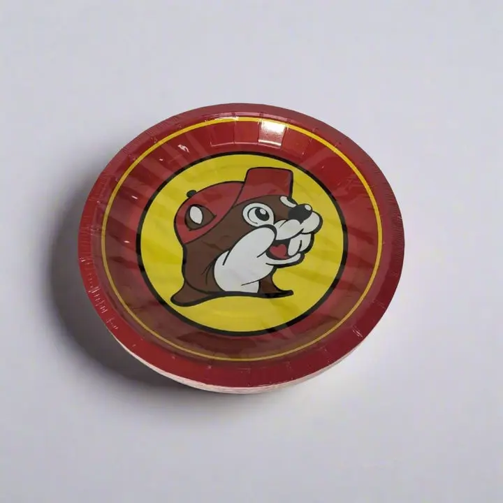 Buc-ee's 9-in Solid Radiant Red Beaver Design Durable Plastic Dinner Plates - 20-Piece Youth Party Tableware Set for Festive Feasts