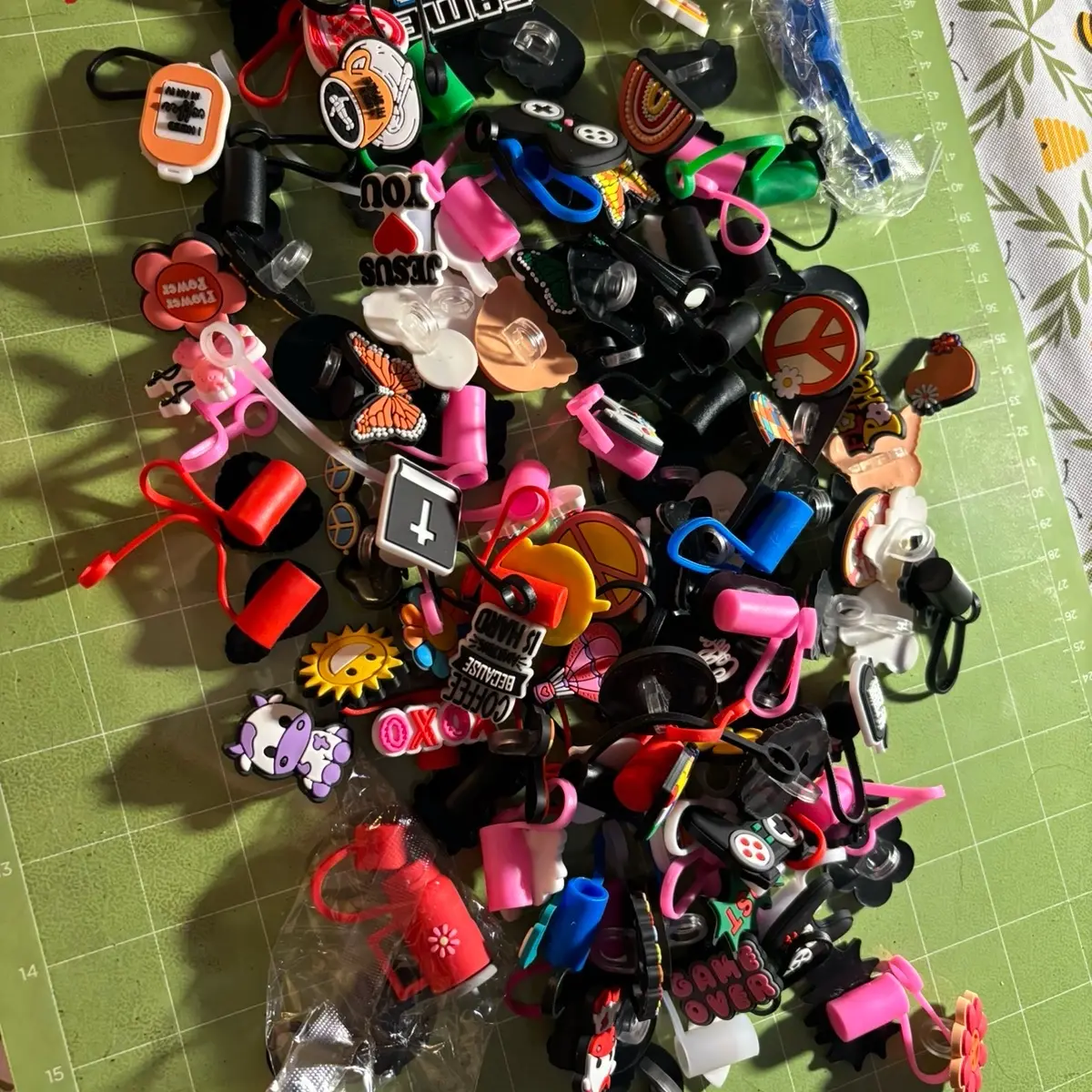 Straw topper game