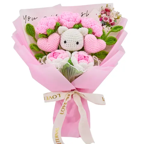Handmade Pink Crochet Flowers Bouquet, Roses, Knitted Heart, Christmas Gift Wrap, Halloween & Fall Home Decor Ornament for Girls & Kids