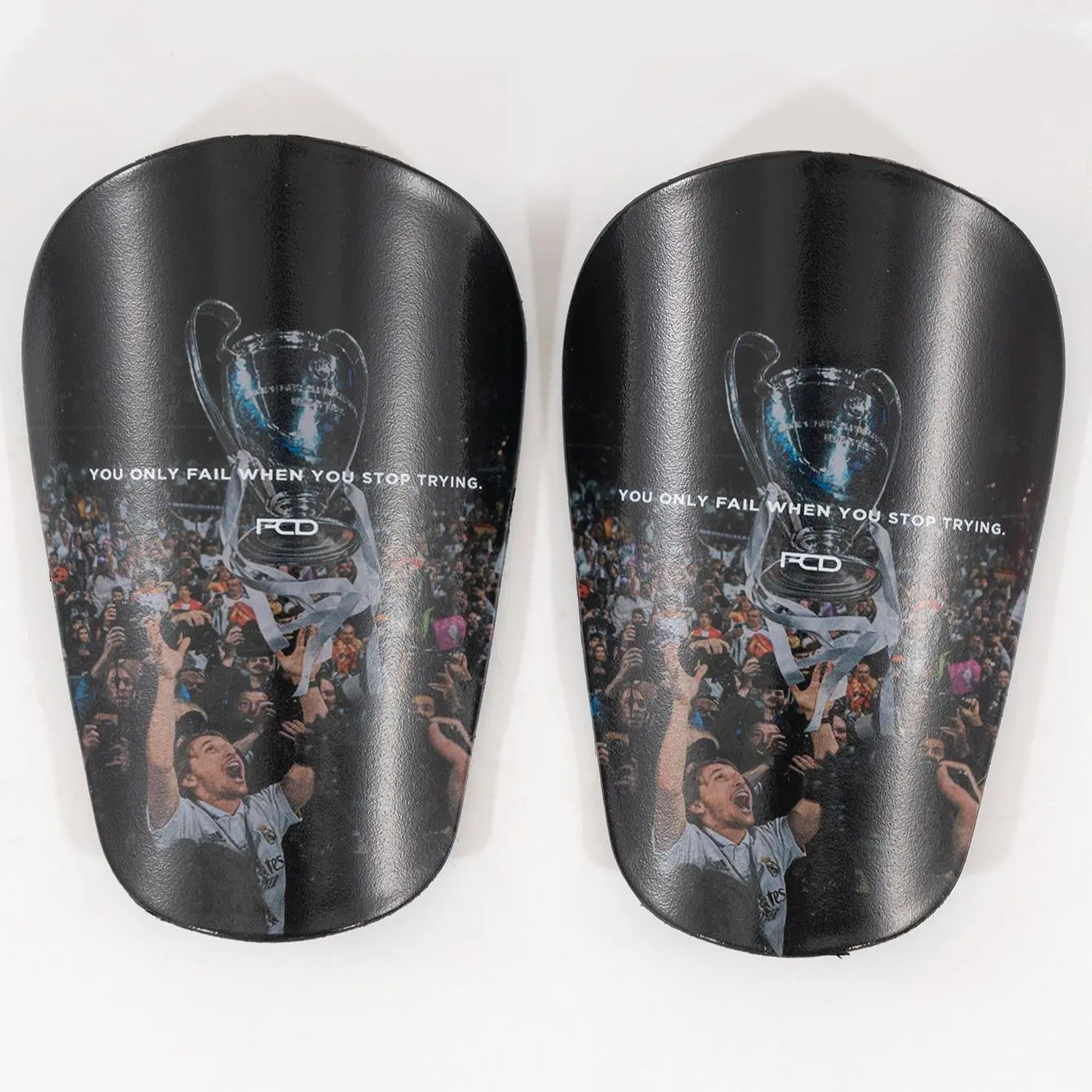 Mini Football Shin Guard, 1 Pair Thickened Football Shin Guard, Football Protective Gear for Adults, Football Equipment, Sports & Outdoor Accessories