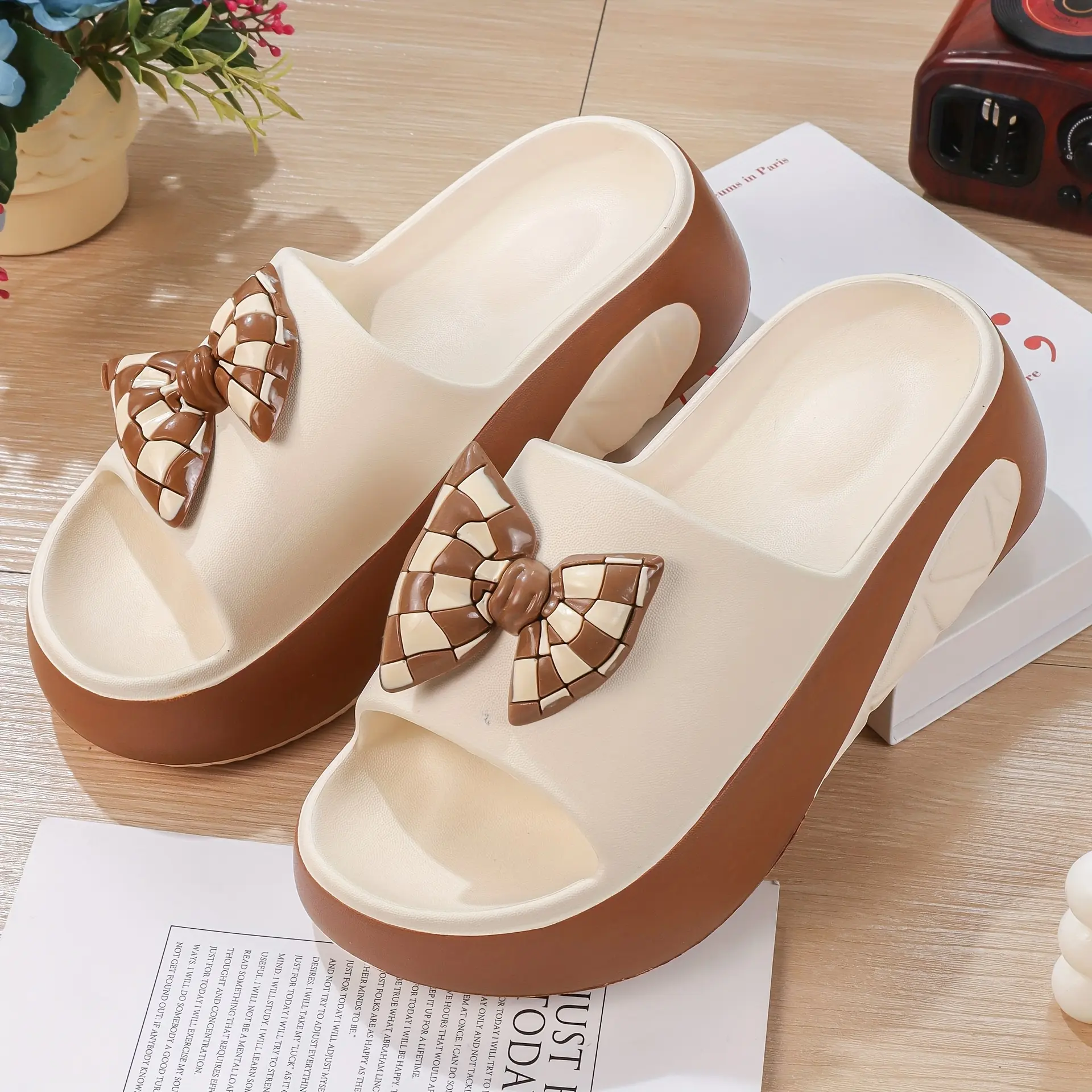 OFIREND Women's Platform Slides with Bow Decor, Chunky Heel EVA Sandals, Lightweight Shock Absorber for Indoor & Outdoor Use