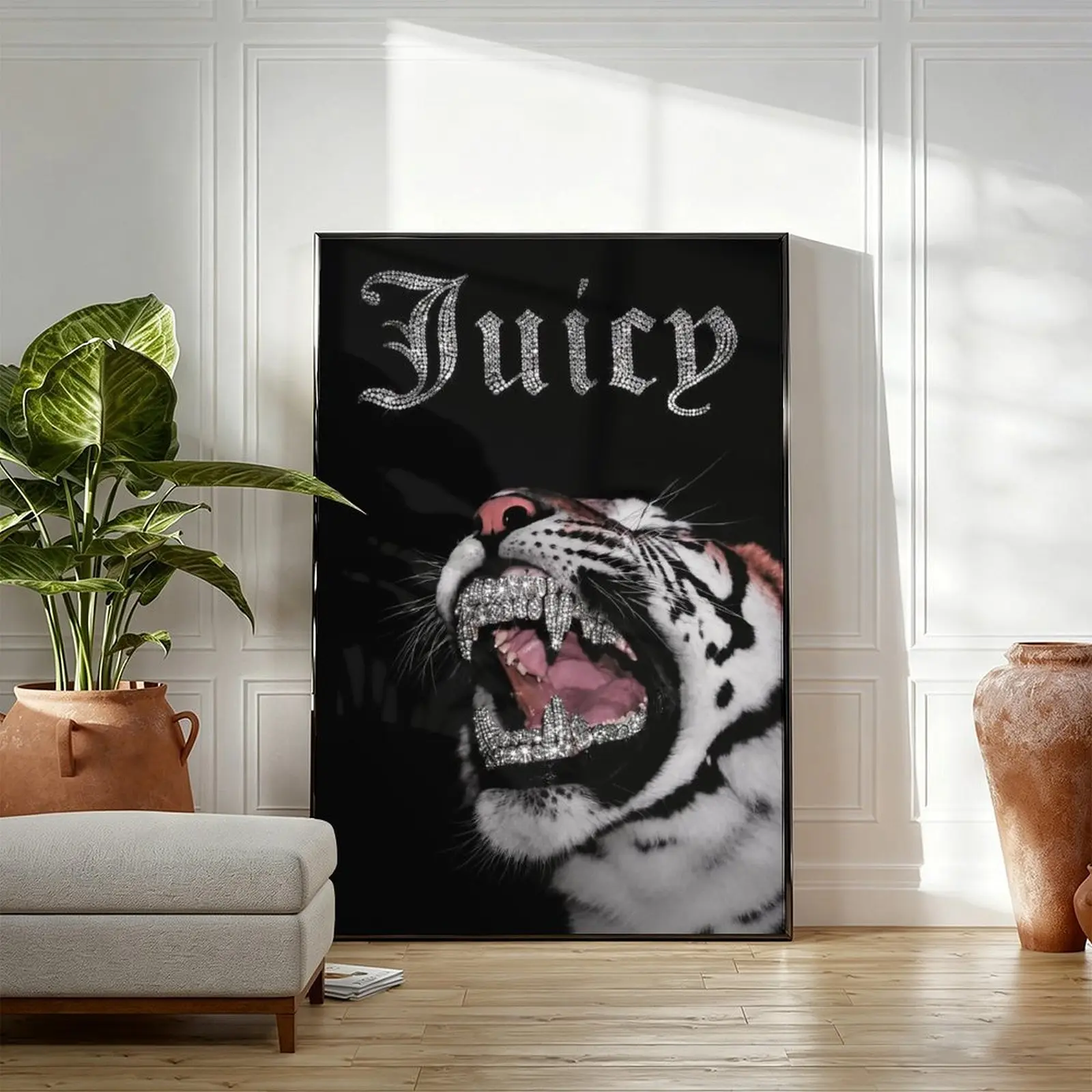 Juicy Gothic Tiger Wall Art, Roaring Tiger With Diamond Grillz Canvas Print, Black Background Juicy Rhinestone Letter Poster, Hip Hop Y2K Aesthetic Bedroom Living Room Decor, Cool Street Style Wall Decor, Teen Man Cave Apartment Wall Hanging