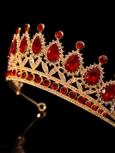 Elegant Crystal Bridal Crown Headpiece, Perfect for Weddings Parties Events, Sparkling Hair Accessory for Special Occasions