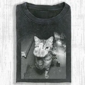 Retro Funny Vintage Graphic Tee,WACKY CAT T-SHIRT,Animal Shirt,Unisex Meme Cringe Funny Dumb Shirt,Gift For Men Women,Menswear Womenswear Streetwear Cotton Comfort122908