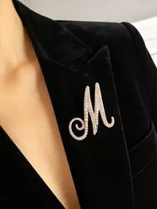 Minimalist Elegant Pearl Letter Brooch, Complete Set of English Letters, Perfect for Sweaters, Coats, Shirts, Bags, Party Wear & More