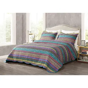 CHEZMOI Collection Odette Boho Chic Floral Cotton Quilt with Colorful Stripes and Elegant Design