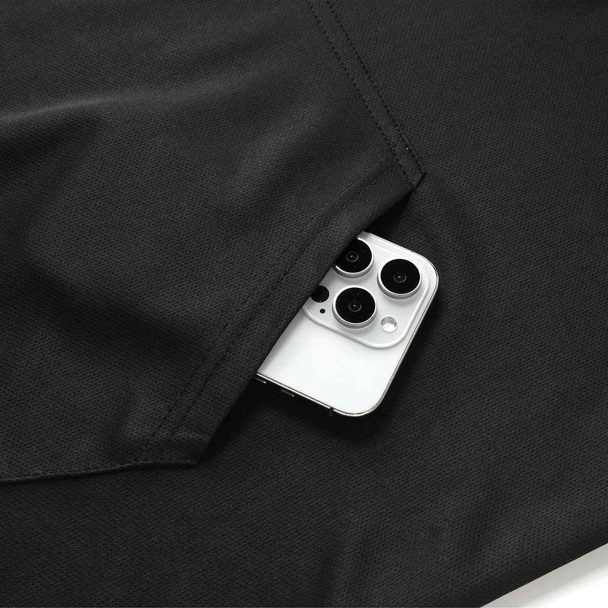 3-Pack Men&rsquo;s Quick-Dry Cooling Hooded Sleeveless Tops &mdash; Fabric is water-washable, wrinkle-resistant, and resists deformation; basic versatile fit suitable for various occasions&mdash;streetwear, outdoor morning runs, and casual layering at home.