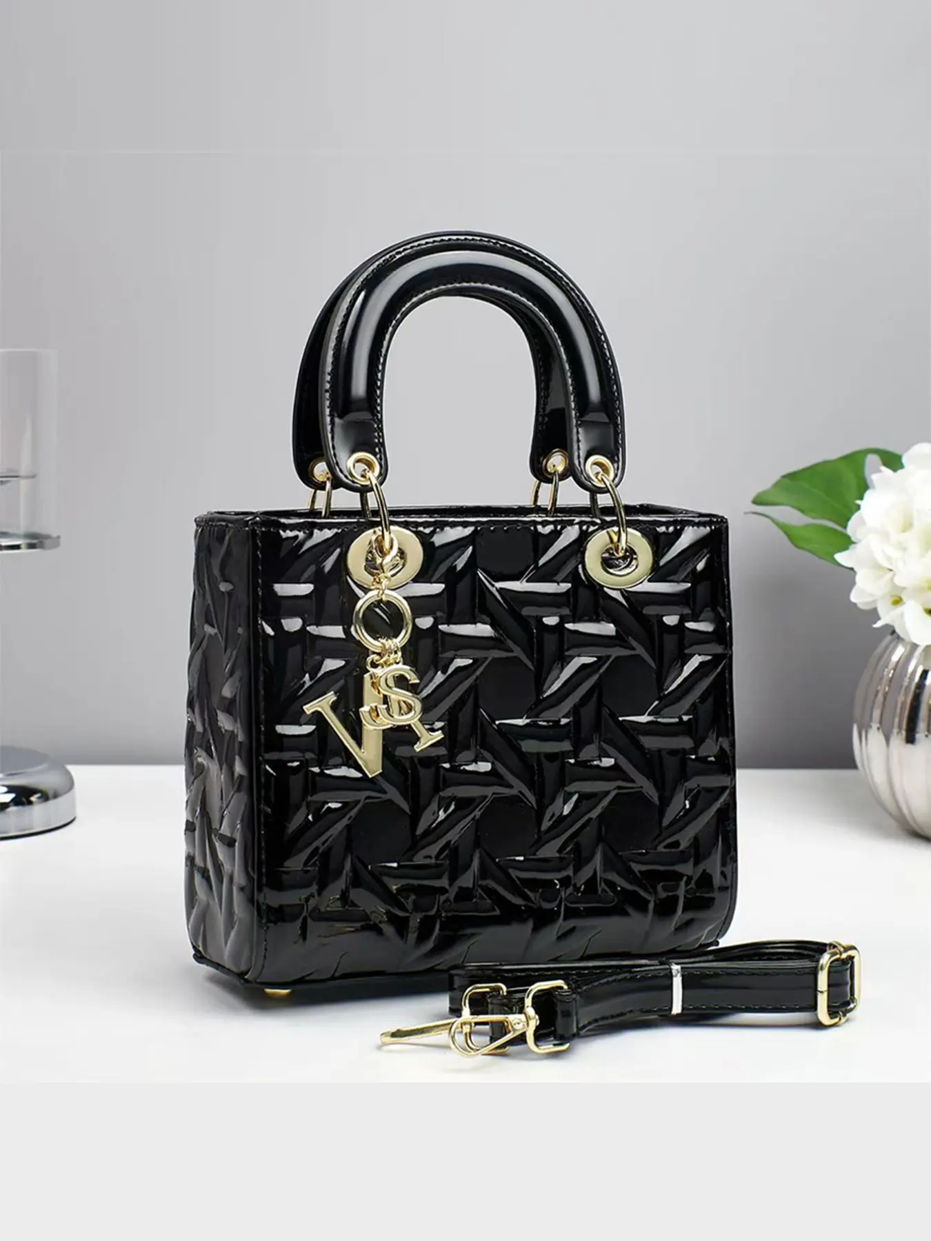 Elegant Rhombus Textured Handbag For Women, New Korean Style Casual Shoulder Bag, Boutique Small Purse With Decor Charm, Suitable For Wedding Use, Elegant Bags, Fashionable Crossbody Bag