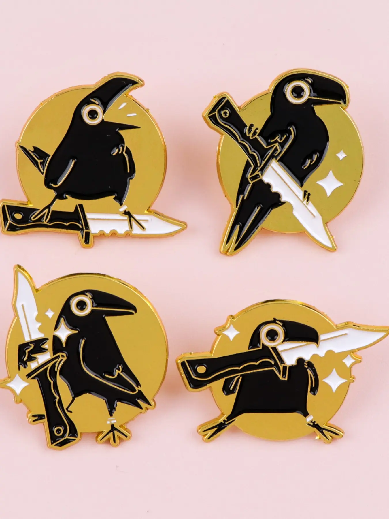 4pcs/set Mystery Crow Enamel Brooches, Cute Animal Design Badges, Unisex Personalized Accessories, Holiday Gift, All Seasons, Drop Set Pins, Men Accessories, Alloy Brooch Pin