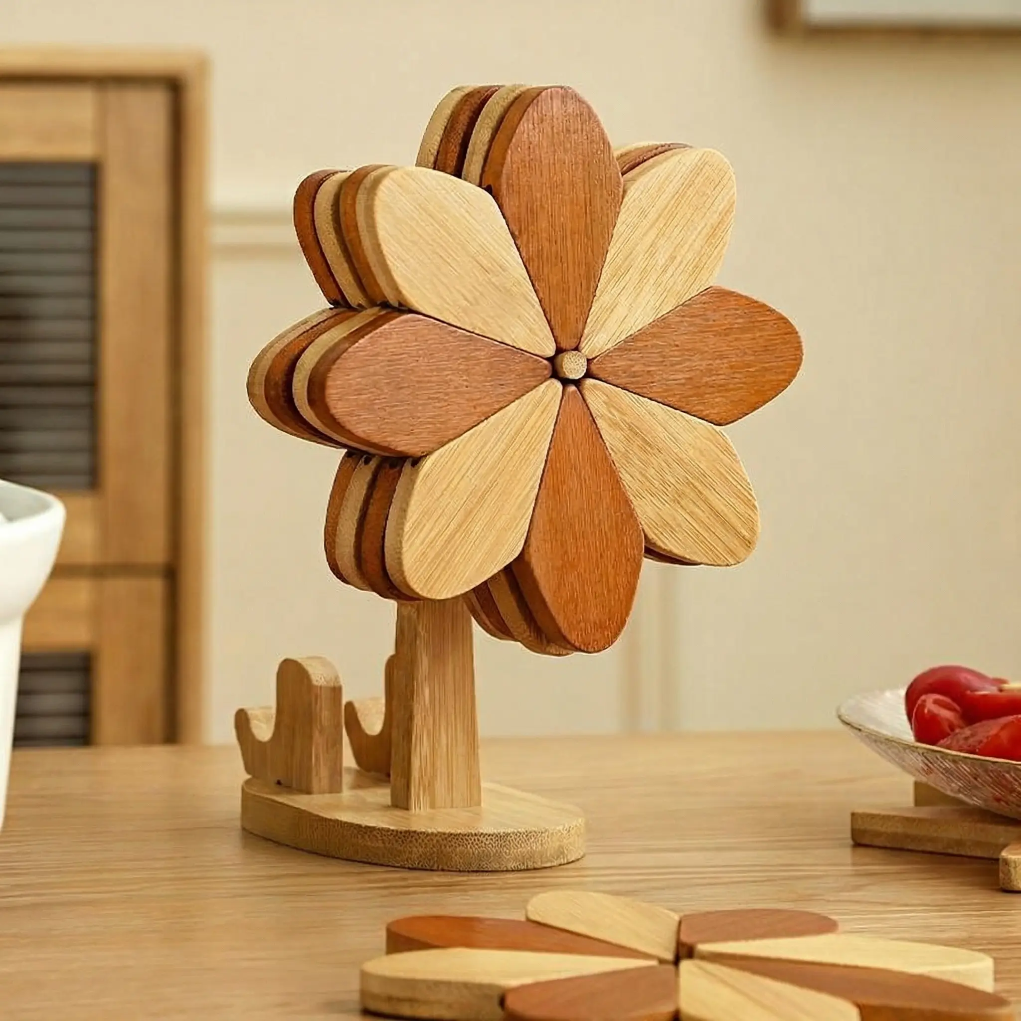 Stylish 5-Pack Wooden Windmill Style Solid Wood Table Mats, Dual-Color Bamboo Trivet Set, Heat-Proof Insulation Pads for Kitchen Use & Dining Table, Natural Home Decor