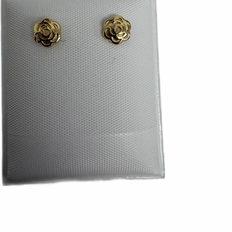 14k Small Rose Design Earrings with Spanish Clasp