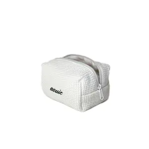 Aesthetic Travel Makeup Bag – Structured Cosmetic Organizer Pouch for Daily & Travel Use