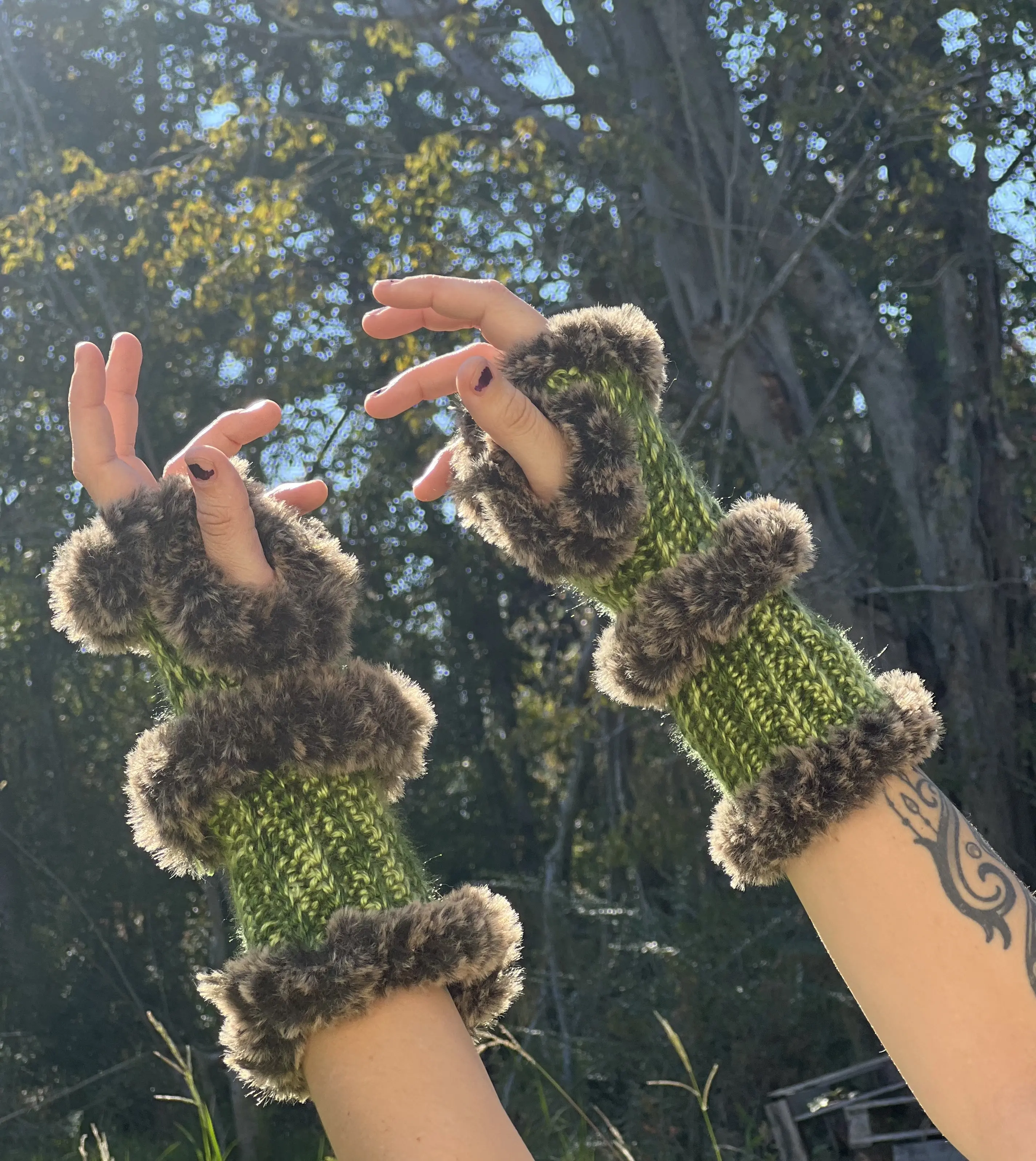 FOREST GUARDIAN GLOVES