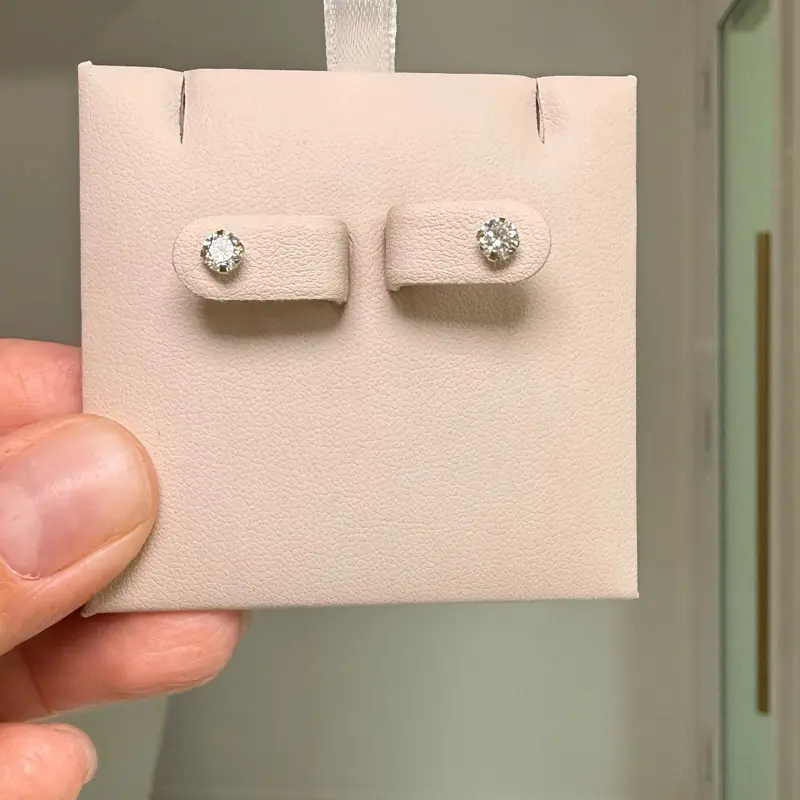 14K Stud