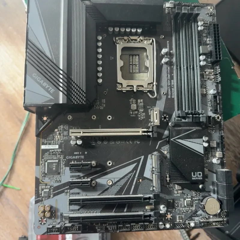 Gigabyte Z790 UD Series Motherboard, PC Gaming Accessory, Game Peripherals with Aesthetics, Aluminum Mechanical Keyboard & Mechanical Feel Keyboard Compatibility