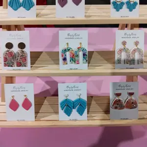 Display Earrings: Large