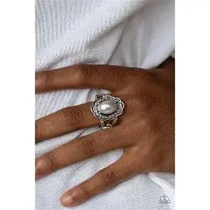 Paparazzi - Metro Marina - silver