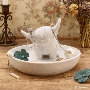 2pcs Highland Cow Ring Holder with Circular Dish, Cute Unique Women Gift, Plastic Farmhouse & Bohemian Style Jewelry Organizer for Home Decor,Christmas Gifts