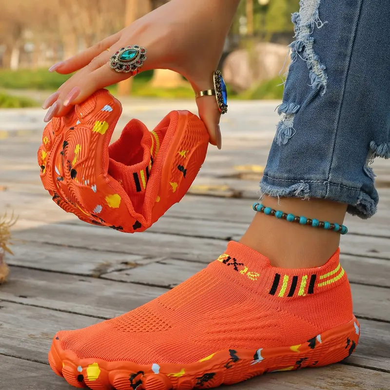 2026 New Outdoor Breathable Hiking Shoes, Five-Finger Sand Beach Trekking Shoes, Indoor Fitness Casual Water Running Shoes, Shoes for Water