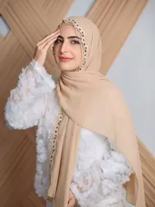 1pc Geometric Floral Embroidered Long Scarf Hijab, Elegant Women's Headscarf, Muslim Breathable Fashion Daily Wear, Quick-Use Hijab, Hijab Design