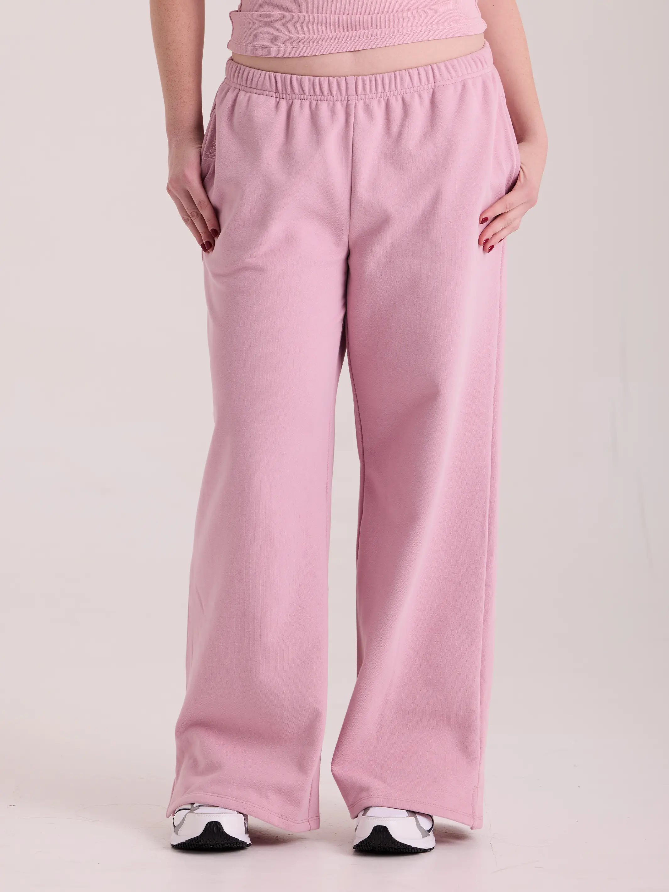 Lightweight Wide Leg Sweat Pants