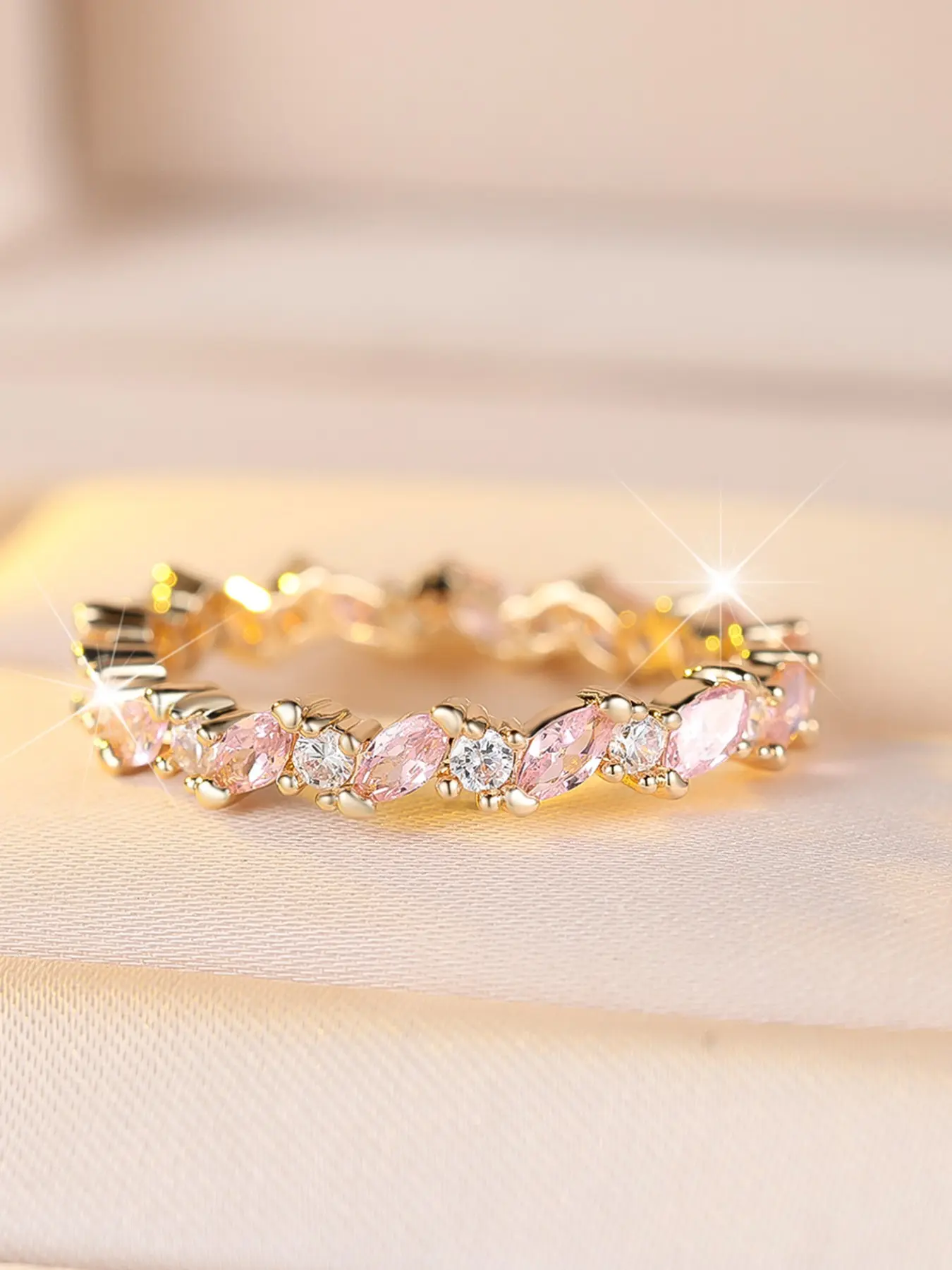 Exquisite Marquise Cut Ring Synthetic Zirconia Inlay Infinity Copper Band Rings for Women & Girls- Fashion Retro Wedding Engagement, Perfect for Weddings & Daily Wear Valentine's Day Gift Elegant Beautiful Rings