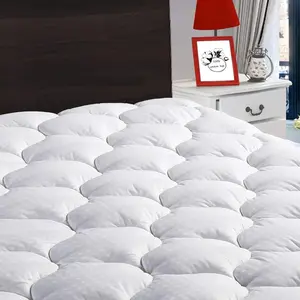 Mattress Pad Fitted Quilted Cotton Mattress Cover Cooling Soft Pillow Top Mattress Topper with Down Alternative Filling Mattress Protector with 8-21 Deep Pocket (39x75 White)