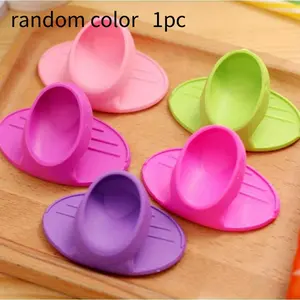 4pcs Oven Mitts, Baking Gloves, Oven Gloves, Silicone Heat Insulated Hand Clip, Hand Protector, Kitchen Accessories